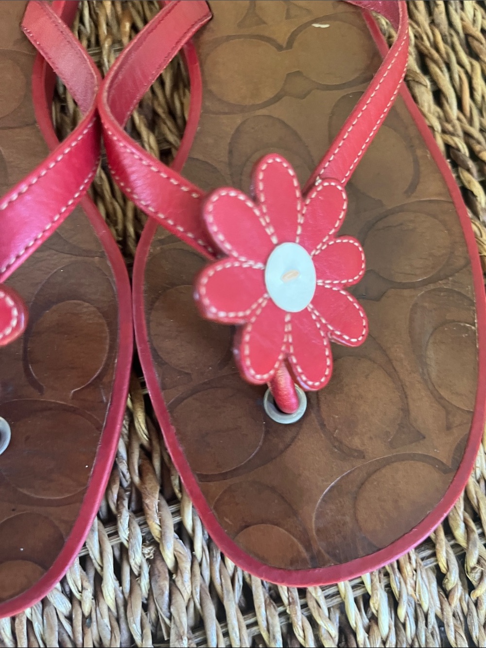 Women's Coach Red Flower Thong Sandals - Picture 8 of 10